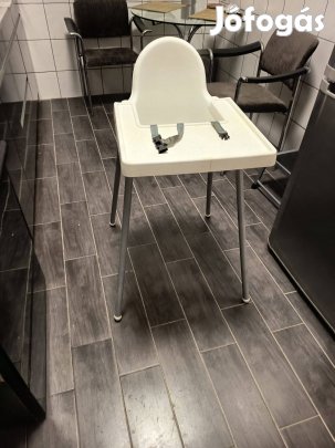 Etetőszék, hibátlan