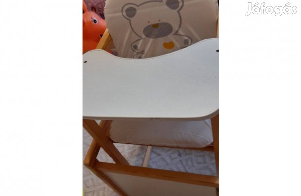 Etetőszék asztallal