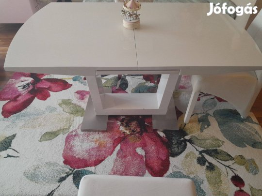 Étkező asztal + 4 szék