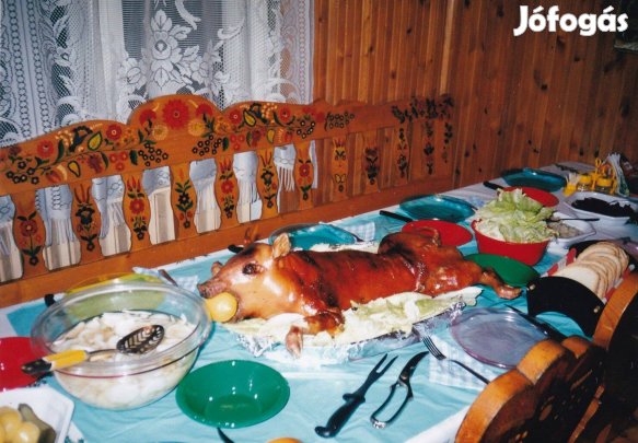 Étkező asztal pad székek