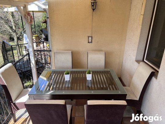 Étkező asztal székkel