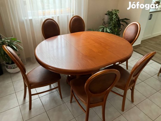 Étkezőasztal 6 székkel