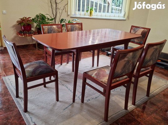 Étkezőasztal 6 székkel