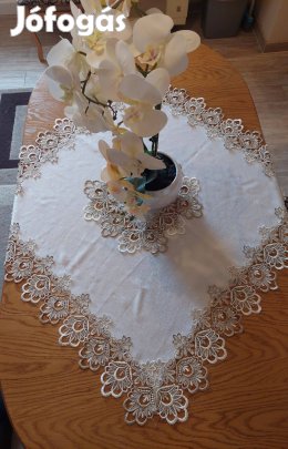 Étkezőasztal székekkel