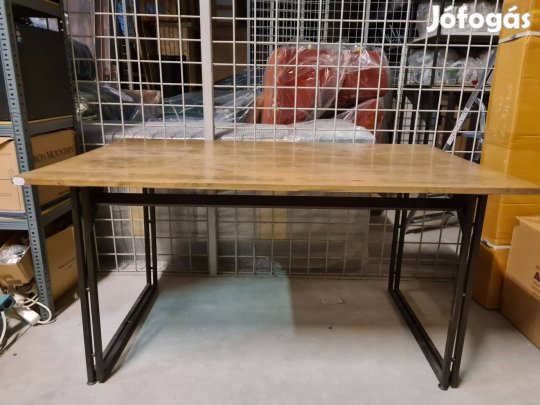 Étkezőasztal tömör mangófából 150 cm