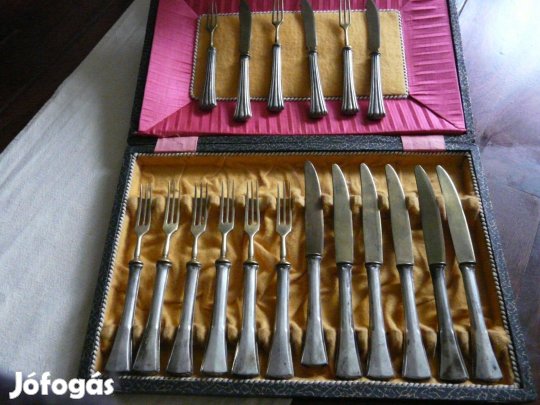 Evőeszköz készlet