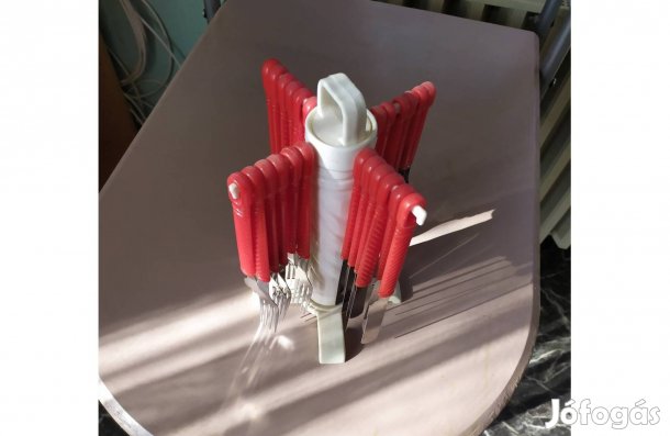 Evőeszköz készlet