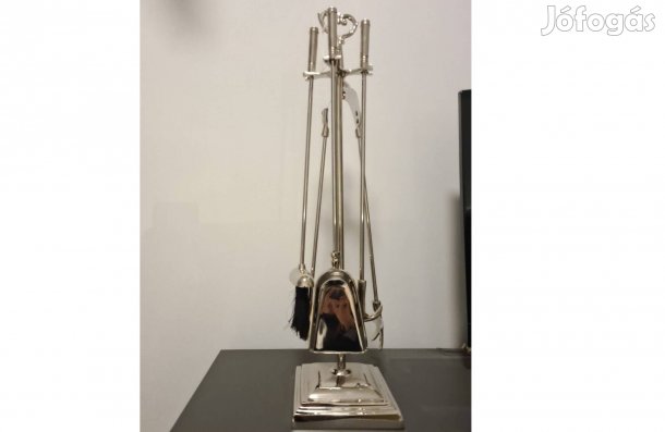 Exkluzív kandalló tisztító szett ezüst színben 68 cm