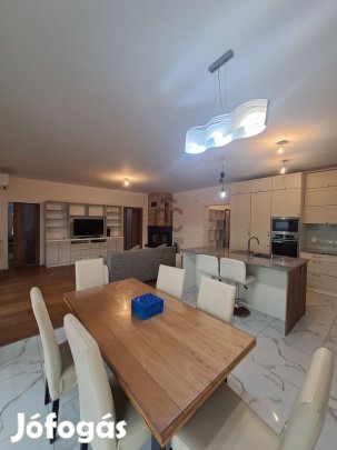 Exkluzív otthon saját wellness-részleggel a Józsa-liget lakópark elit