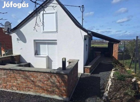 Exkluzív panorámaház a sárvári termálfürdő üdülőhelyén