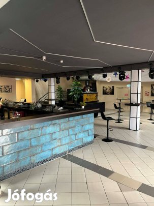 Extra Lehetőség !! Rendezvényház , Nagy Kültéri Telekkel , Eladó !!!