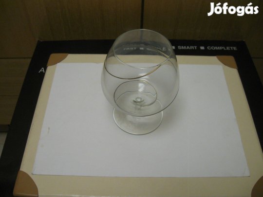 Extra kézműves konyakos pohár kapható !