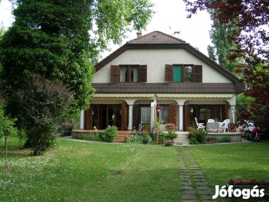 Ez tényleg vízparti ingatlan