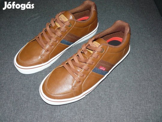 Ezt nézd meg! - Vadonatúj Levi's cipő