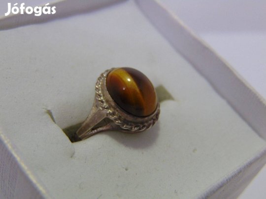 Ezüst, újszerű gyűrű tigrisszemmel, 17,6 mm