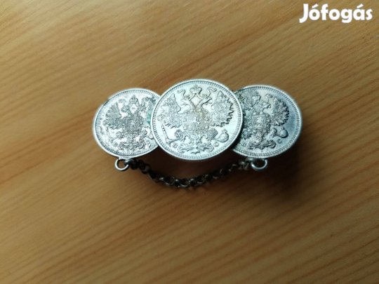 Ezüst kopejkákból készült Kitűző kisláncal Cári darabokból