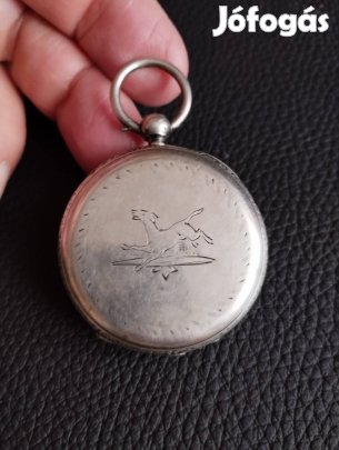 Ezüst kulcsos zsebóra 