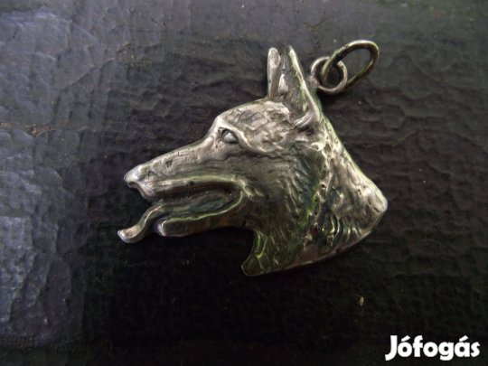 Ezüst németjuhász kutya medál