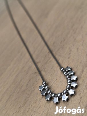 Ezüst nyaklánc csillagokkal 