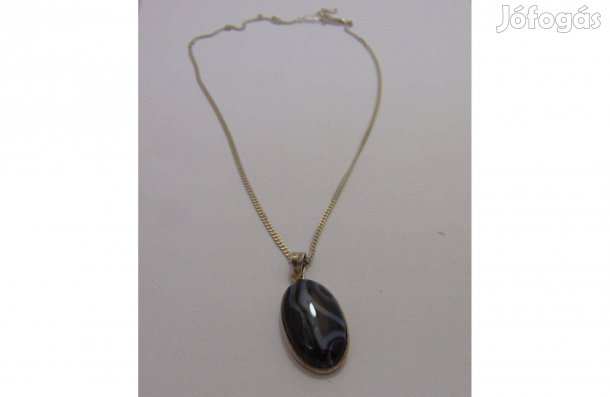 Ezüst nyaklánc nagy ónix medállal, 56 cm