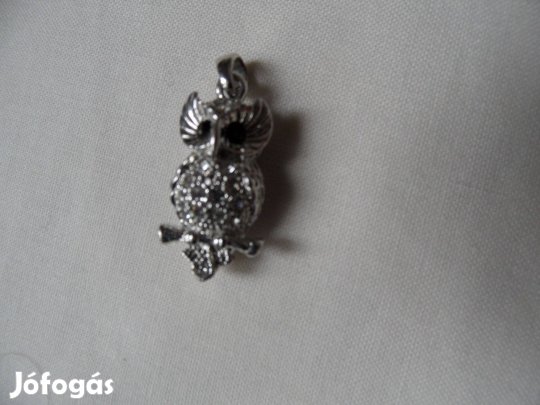 Ezüst színű bagoly kitűző, bross