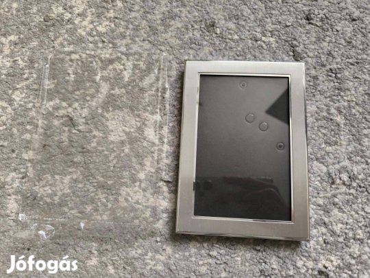 Ezüst színű fém képkeret, fényképtartó