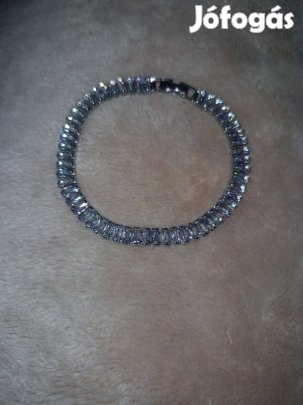 Ezüst színű köves karlánc, karkötő