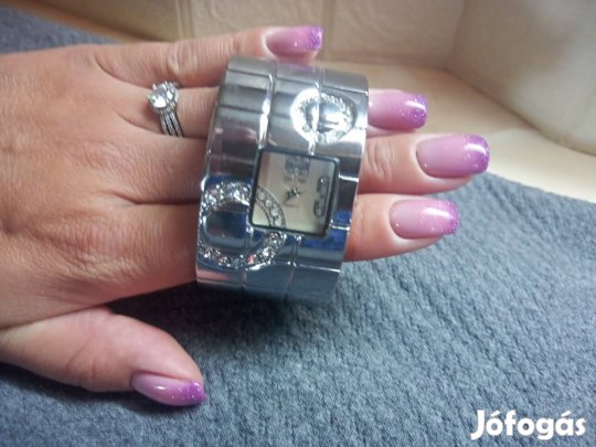 Ezüst színű új karperec óra eladó