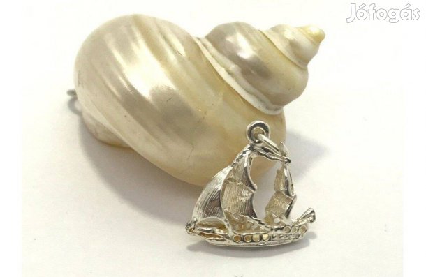 Ezüst vitorlás medál