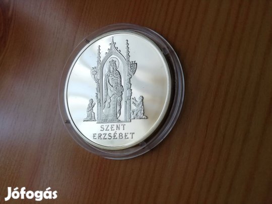 Ezüstözött emlékérem Árpádházi Szent Erzsébet Hercegnő