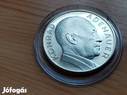 Ezüstözött emlékérem "Konrad Adenauer" 1876-1957