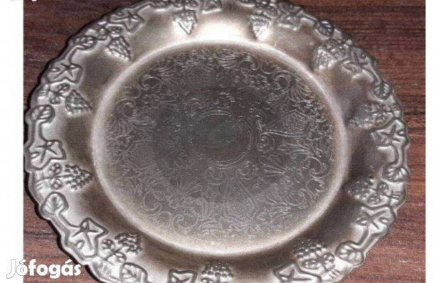 Ezüstözött kis tálkák párban