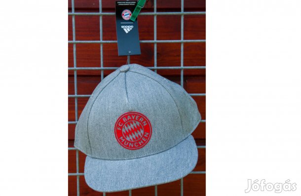 FC Bayern München eredeti adidas szürke piros snapback sapka