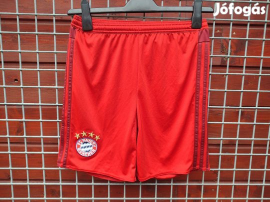 FC Bayern München eredeti piros adidas gyerek rövid nadrág (164)