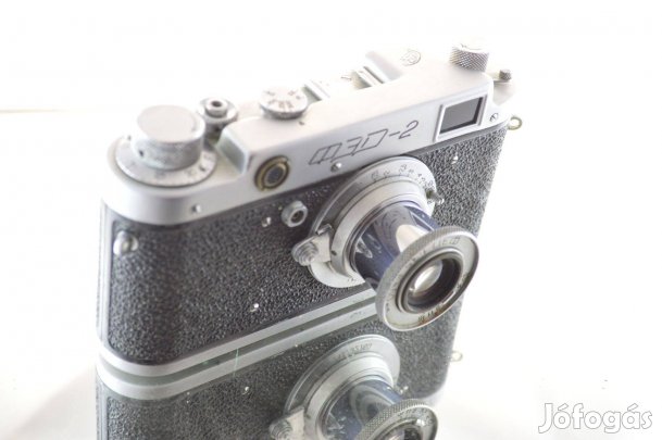 FED 2 gyári bőrtokban