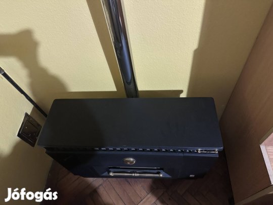 FÉG Zeusz fekete kéményes látványkonvektor, 5.7 kW garanciával