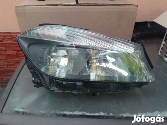 FÉNYSZÓRÓ W176 J E A1768203961 eladó