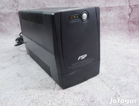FSP FP 1000 szünetmentes tápegység PPF6000601