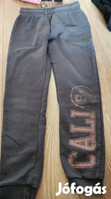 F&F melegítő nadrág 9-10 év
