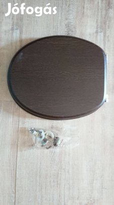 Fa WC deszka/ülőke barna műanyag bevonatos,szerelvényekkel eladó