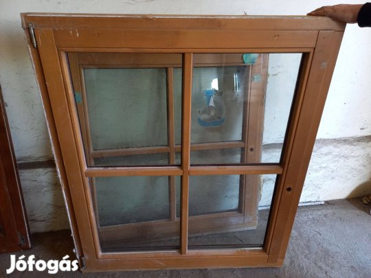 Fa ablak 102 cm x 135 cm