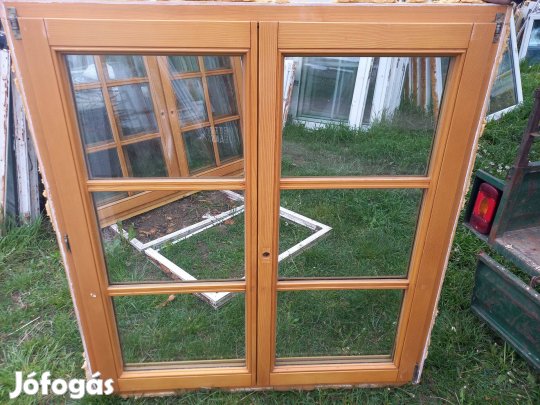 Fa ablak 125 cm x 145 cm