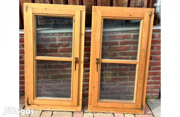 Fa ablak 2 db egyforma 67 x 123 cm