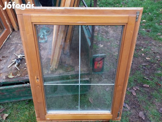 Fa ablak 93 cm x 118 cm