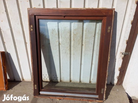 Fa ablak 97 cm x 120 cm zsalugáter