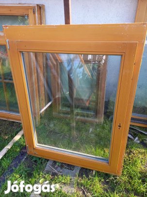 Fa ablak ok 102 cm x 132 cm