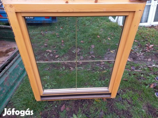 Fa ablak ok 113 cm x 128 cm
