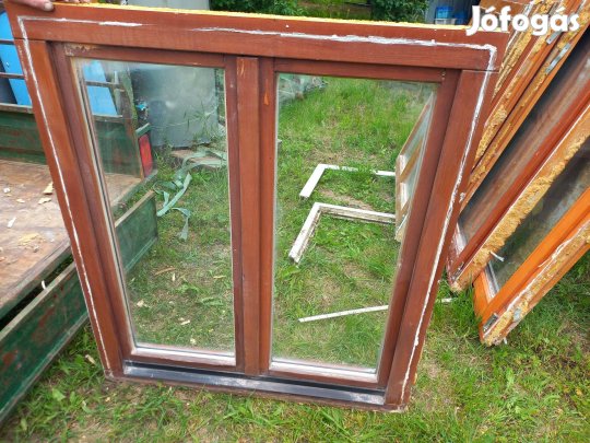 Fa ablak ok 116 cm x 133 cm