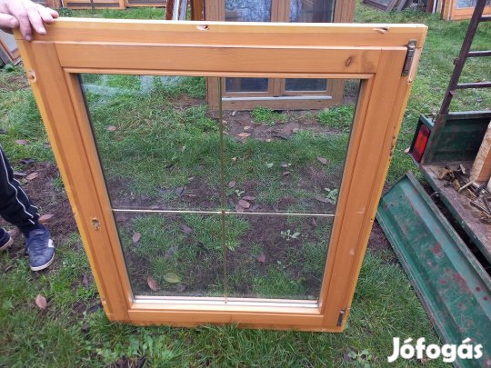 Fa ablak ok 98 cm x 119 cm