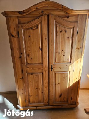 Fa ágy, szekrény, fiókos szekrény, éjjeli szekrény, cipőtartó, eladó